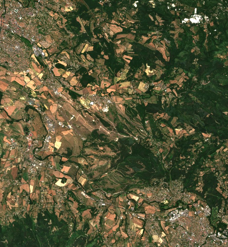 Sentinel-2 satellite image of the area near Valdurenque before the fire, on 17 June 2026