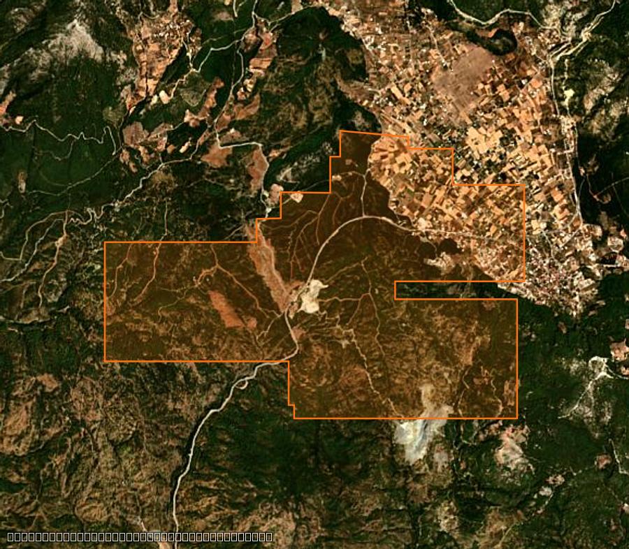 Contour de la zone brûlée de Fethiye (TR), tracé sur l'imagerie satellite