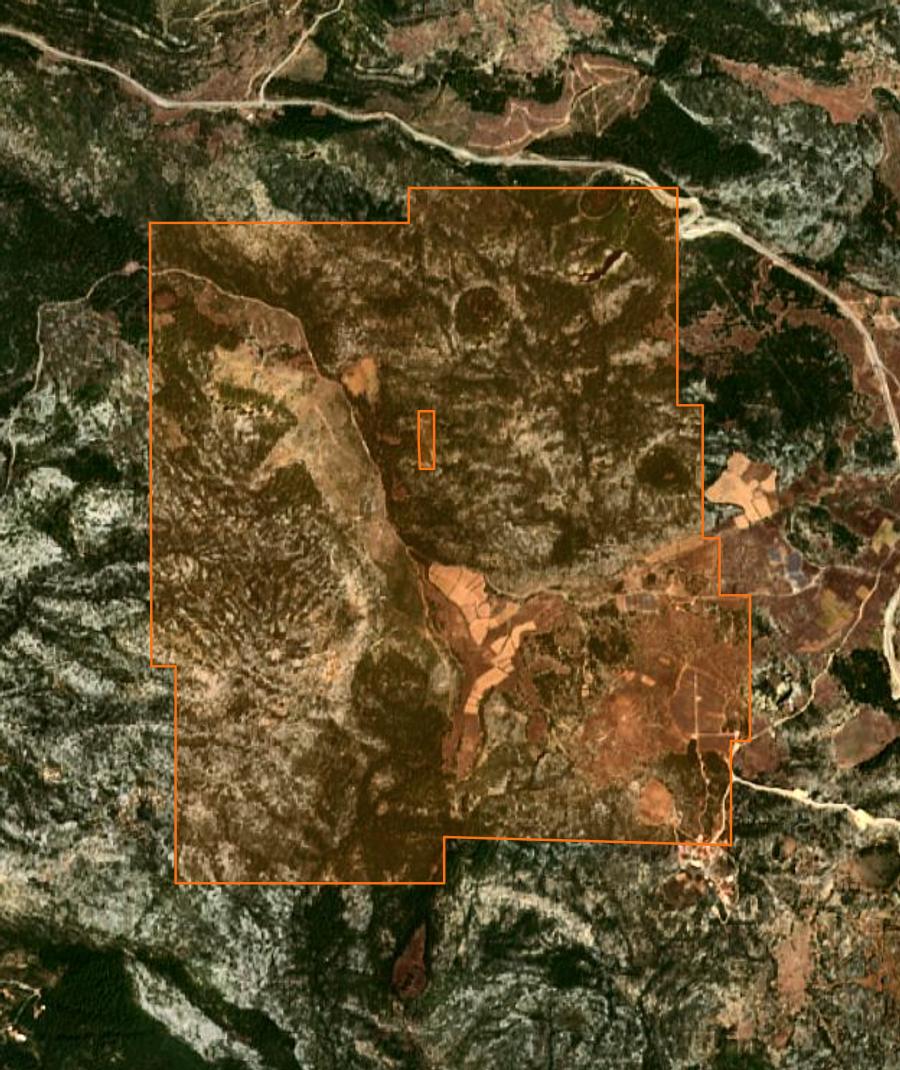 Contour de la zone brûlée d'Akseki (TR), tracé sur l'imagerie satellite
