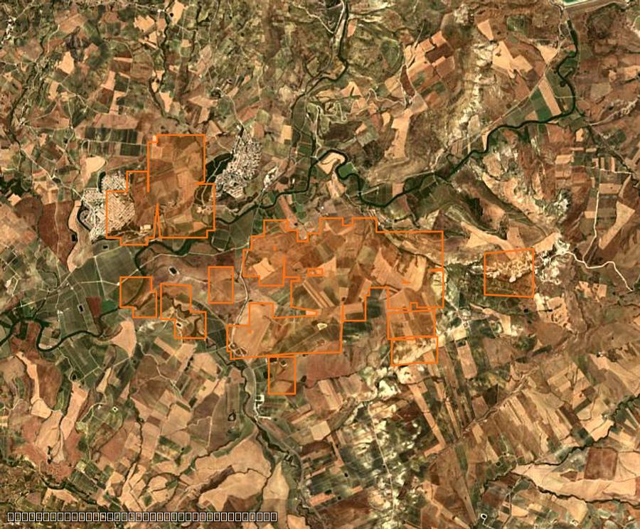 Contour de la zone brûlée de Contessa Entellina (IT), tracé sur l'imagerie satellite