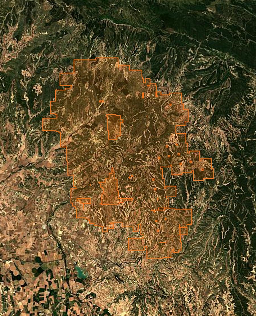 Contour de la zone brûlée d'Uncastillo (ES), tracé sur l'imagerie satellite