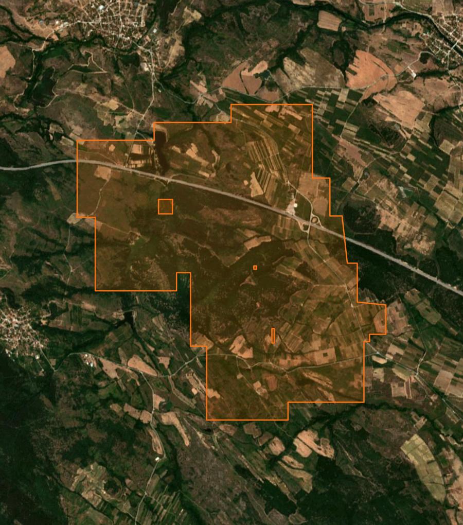 Contour de la zone brûlée d'Oblast de Pazardjik (BG), tracé sur l'imagerie satellite