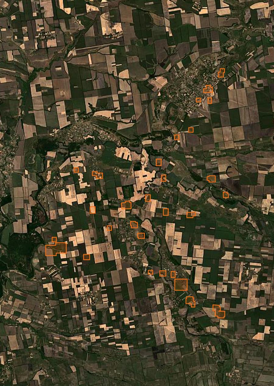 Contour de la zone brûlée de Комарська сільська громада (UA), tracé sur l'imagerie satellite
